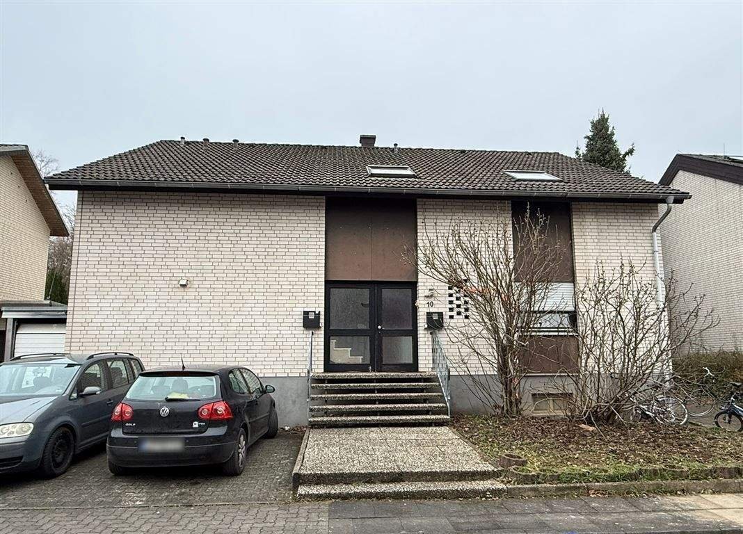 Dreifaches Wohnpotenzial:  Zweifamilienhaus mit Einliegerwohnung