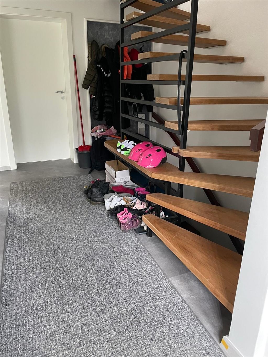  Modernes Einfamilienhaus mit Smart-Home, Wintergarten und zentraler Lage in Halle Westfalen 