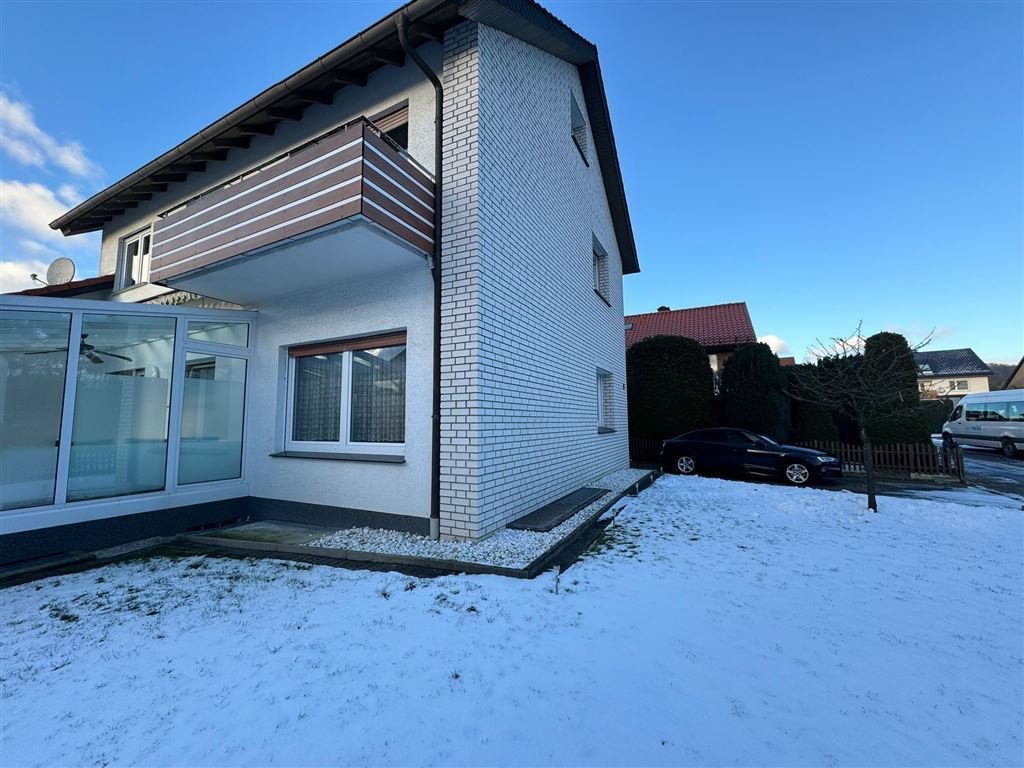 Mehrfamilienhaus in Senne mit 3- Wohneinheiten