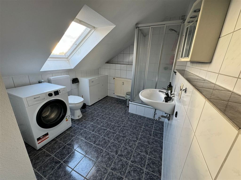 Mehrfamilienhaus in Senne mit 3- Wohneinheiten