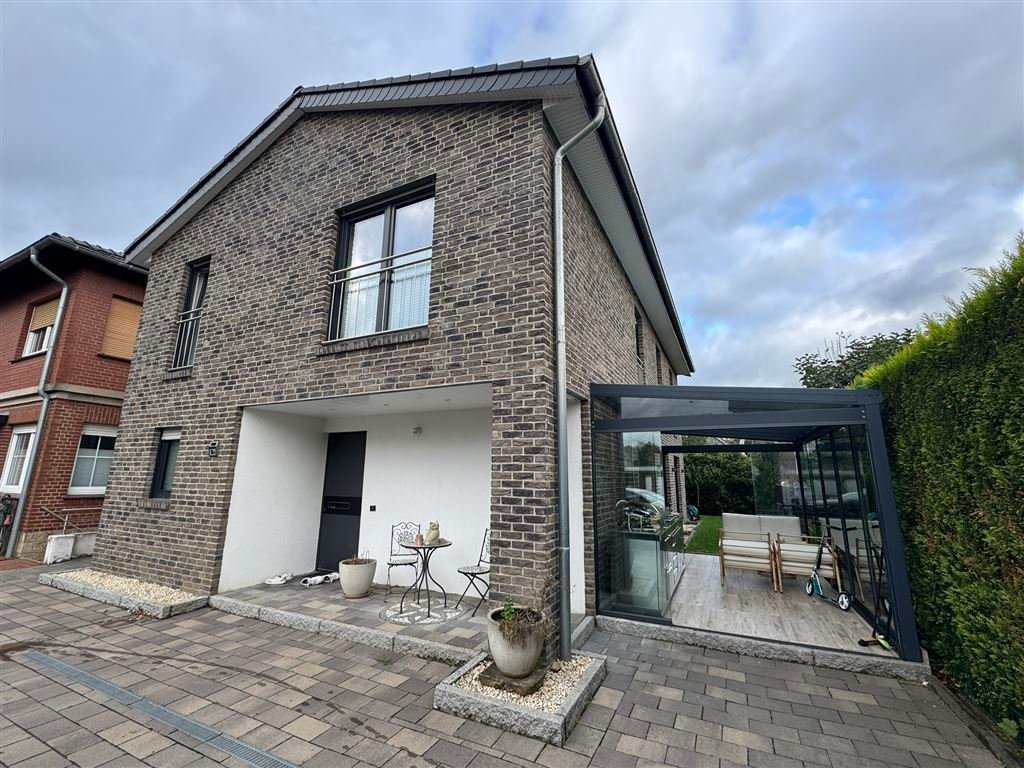 Modernes Familienidyll in Ibbenbüren:  Stilvolles Einfamilienhaus mit  hochwertiger Ausstattung und Inventar