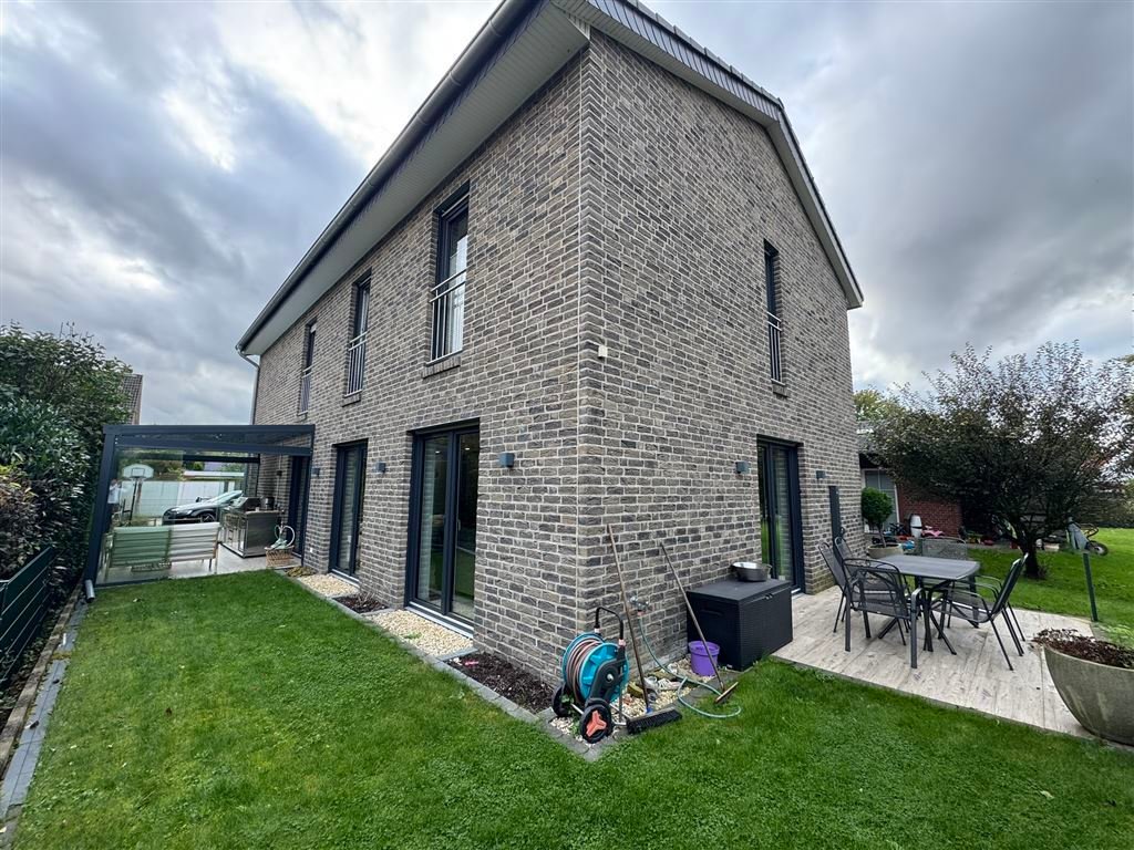 Modernes Familienidyll in Ibbenbüren:  Stilvolles Einfamilienhaus mit  hochwertiger Ausstattung und Inventar