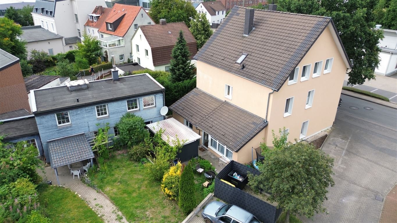 Charmantes Mehrfamilienhaus mit  Nebenhaus in Bielefeld-Gadderbaum !!