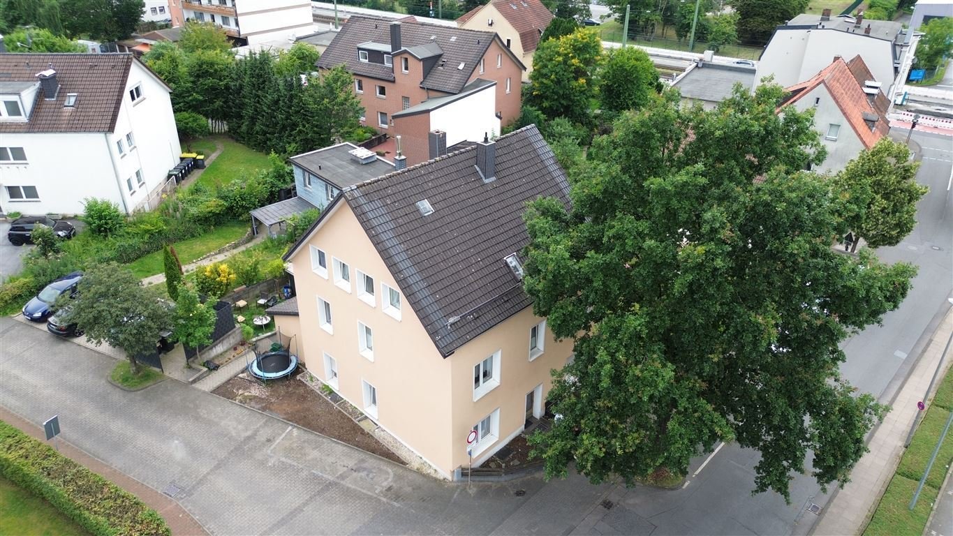 Charmantes Mehrfamilienhaus mit  Nebenhaus in Bielefeld-Gadderbaum !!