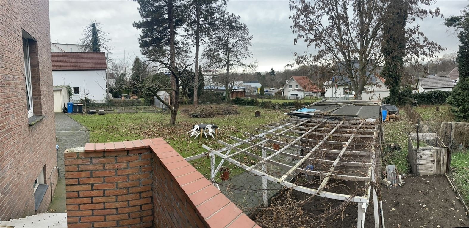 Mehrfamilienhaus mit Baugrundstück