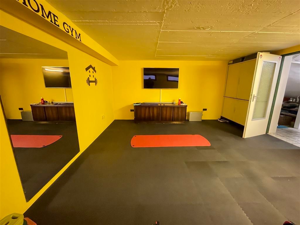 Reiheneckhaus in Bielefeld Schildesche  mit Garten & Garage 