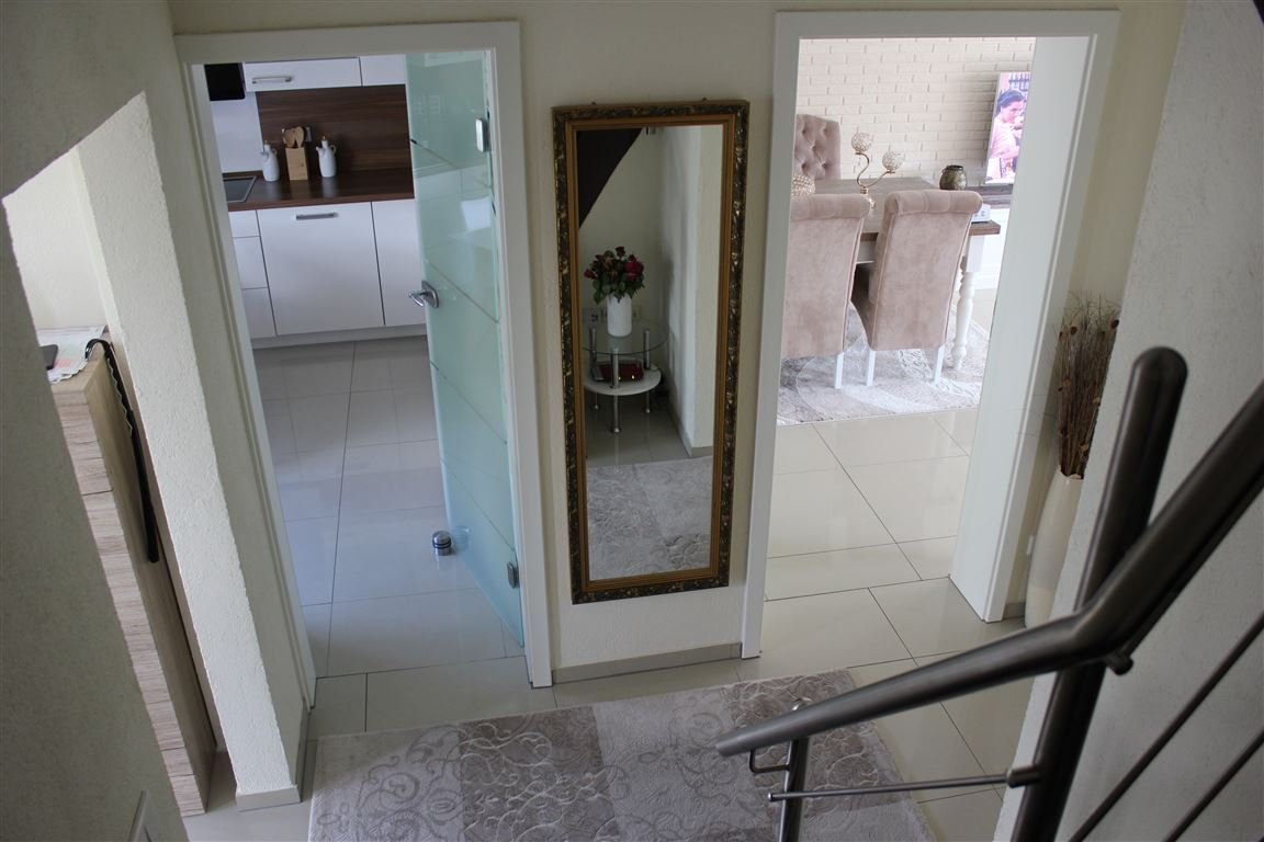 Attraktives und solides Reihenhaus in ruhiger Anliegerstraße BI-Senne!