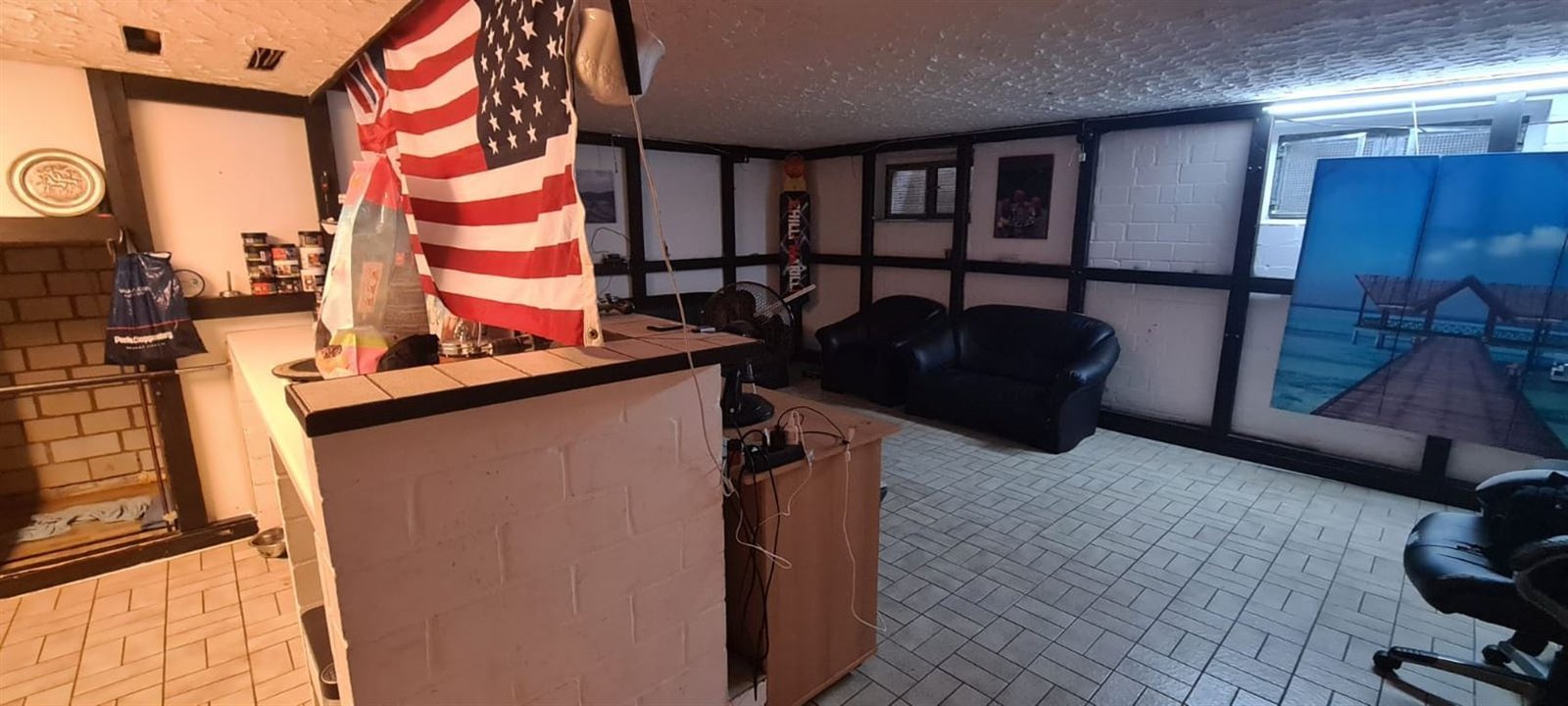 Charmantes Einfamilienhaus mit  Einliegerwohnung und Baugrundstück  mit viel Platz für Ihre Ideen. 