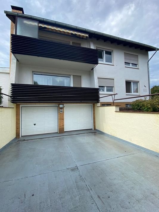 Kapitalanlage mit solider Rendite – Gepflegtes Zweifamilienhaus in Bünde mit Garten, Balkon & 4 Stellplätzen