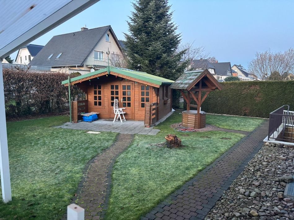 Kapitalanlage mit solider Rendite – Gepflegtes Zweifamilienhaus in Bünde mit Garten, Balkon & 4 Stellplätzen