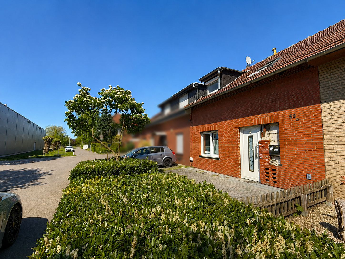 Gepflegtes Reihenmittelhaus in Rheine – charmantes Wohnen mit Garage und Gartenfläche