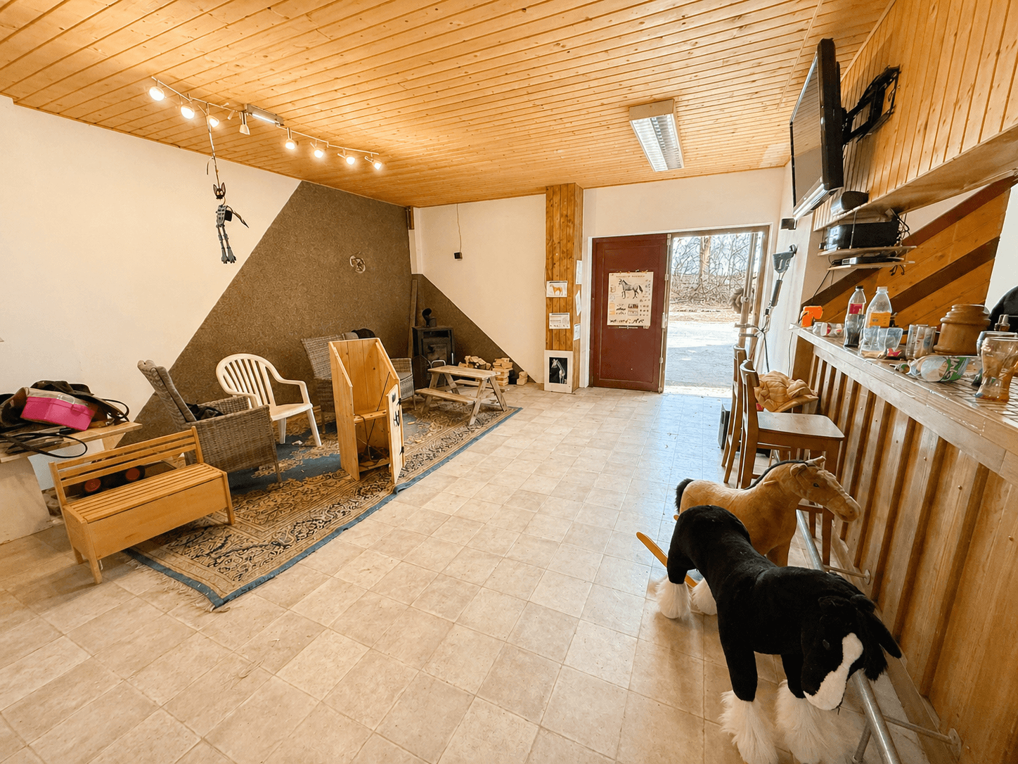 Exklusives Anwesen mit Reitanlage auf ca. 35.000 m² Grundstück in idyllischer Lage