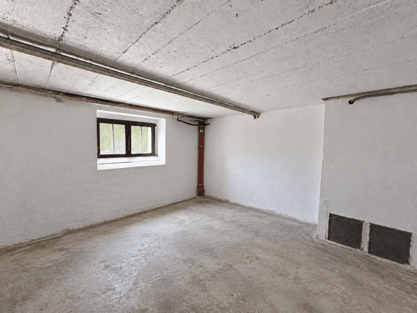 Vermietete 2-Zimmer-Dachgeschosswohnung mit Entwicklungspotenzial in Bielefeld-Brackwede