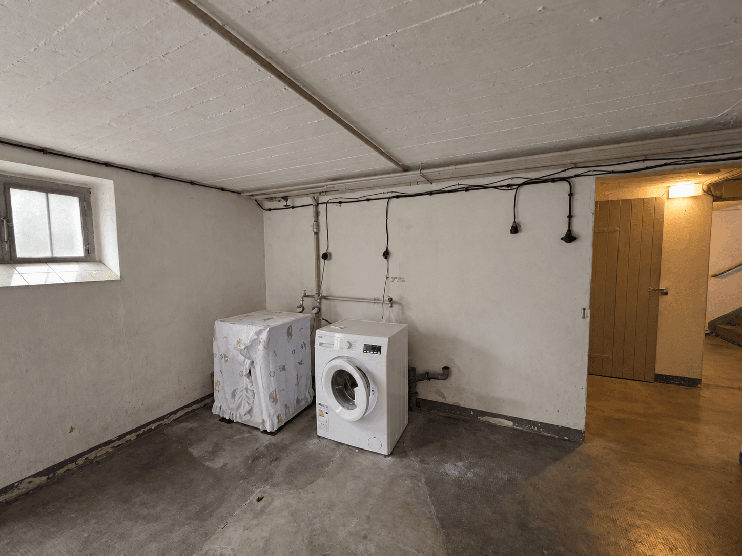 Vermietete 2-Zimmer-Dachgeschosswohnung mit Entwicklungspotenzial in Bielefeld-Brackwede
