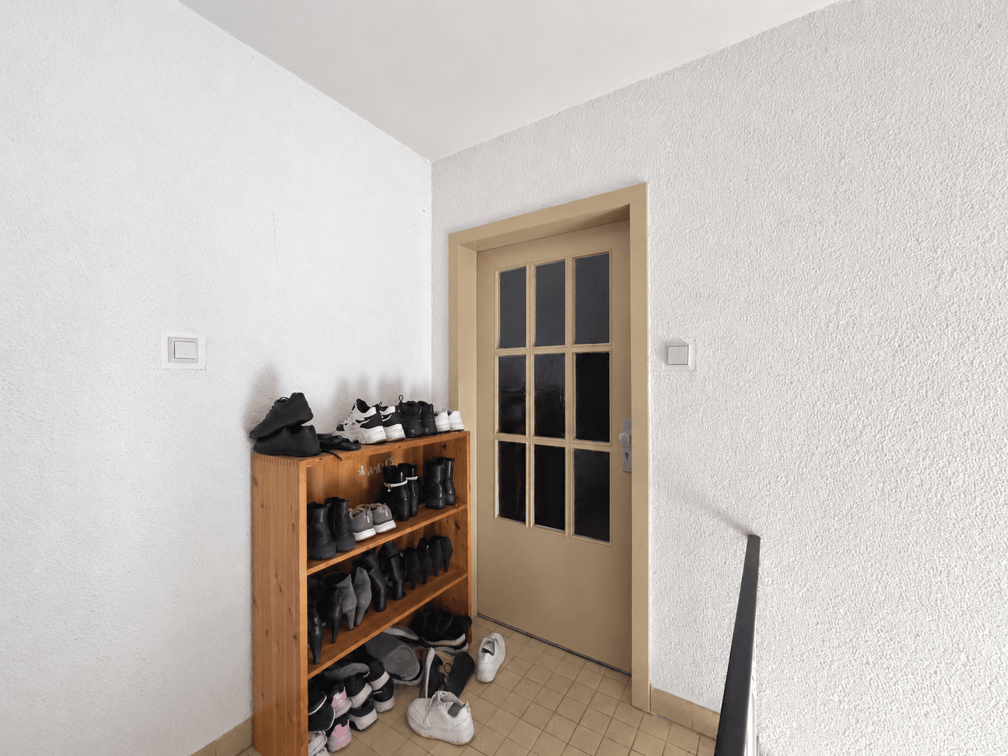 Vermietete 2-Zimmer-Dachgeschosswohnung mit Entwicklungspotenzial in Bielefeld-Brackwede