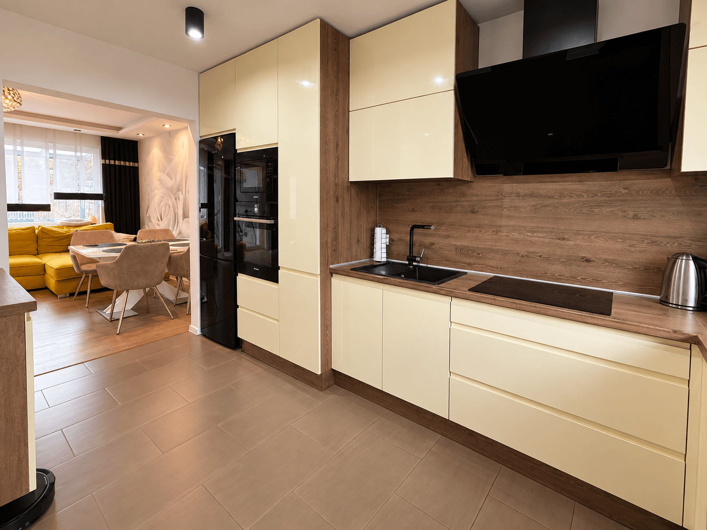 Modernisiertes Reihenmittelhaus mit zusätzlichem Raumangebot 