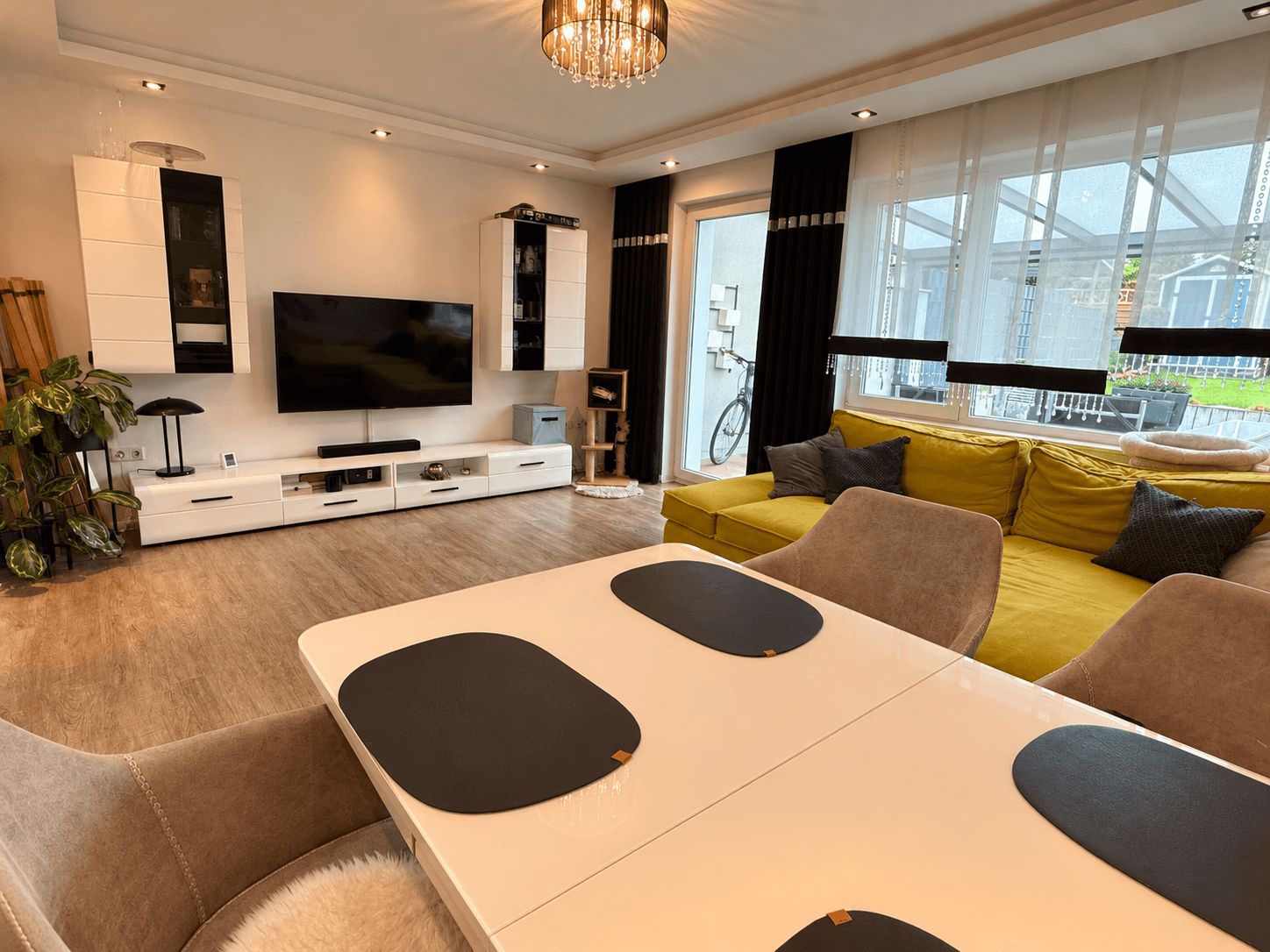 Modernisiertes Reihenmittelhaus mit zusätzlichem Raumangebot 