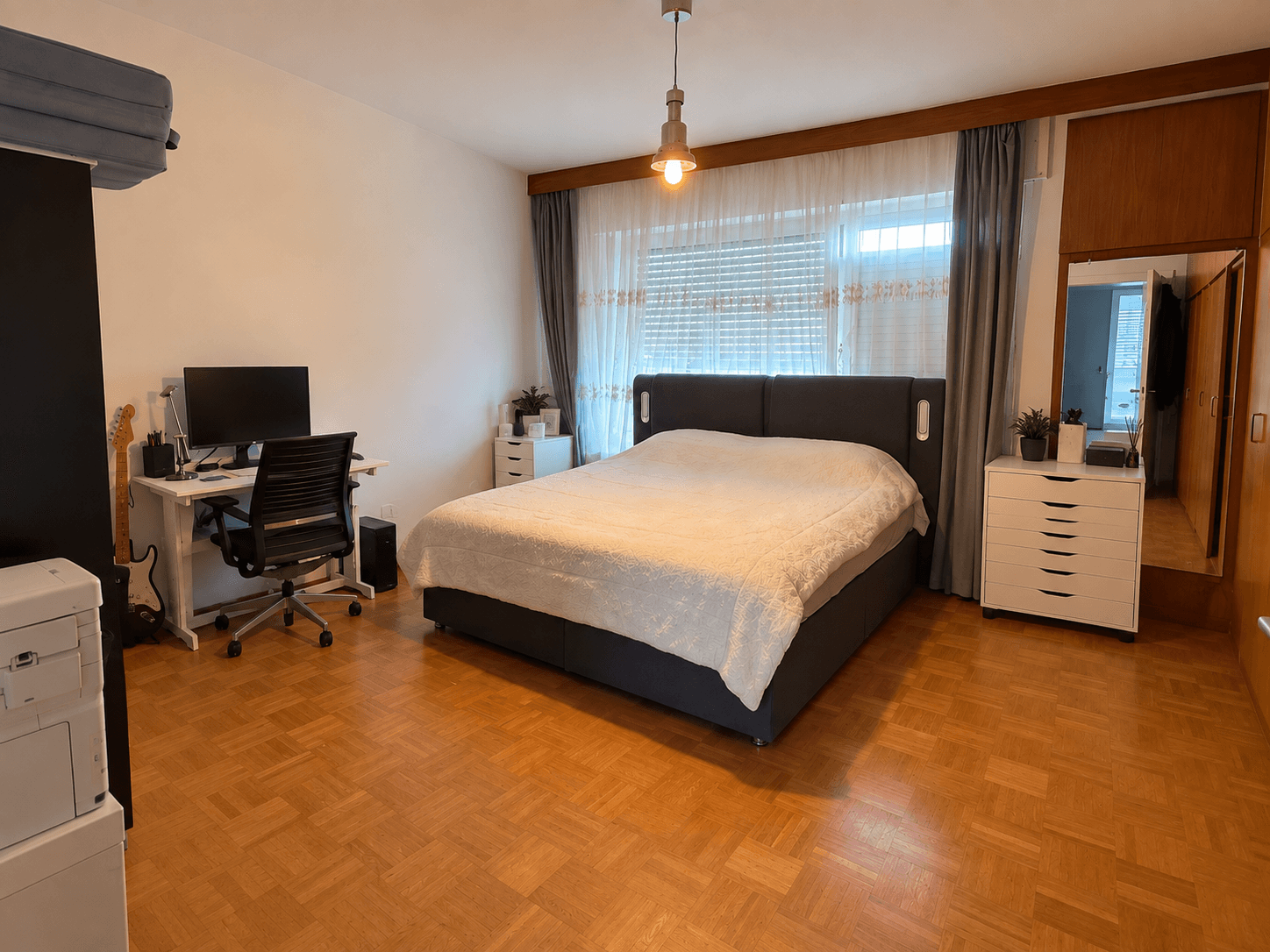 Großzügiges Wohnhaus mit Einliegerwohnung, Vollkeller und großem Grundstück in Detmold